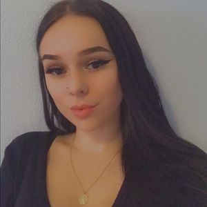 Meet your Posher, Savannah